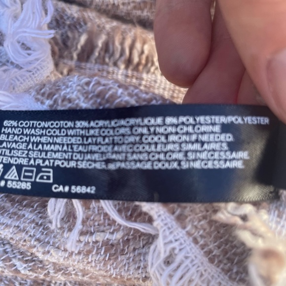 Express One Size Fits All beige cloth vest / OS / Excellent condition - Picture 14 of 14